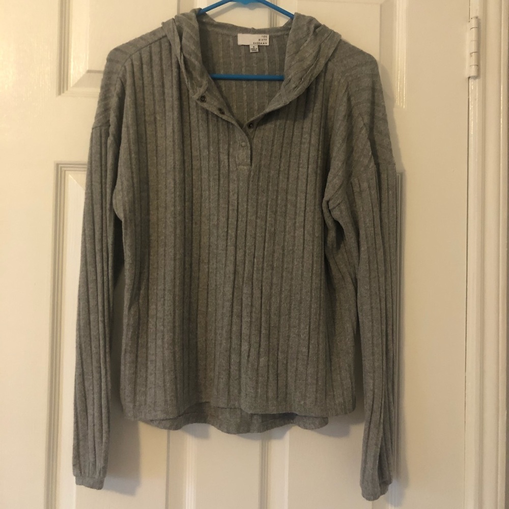 Hooded Longsleeve